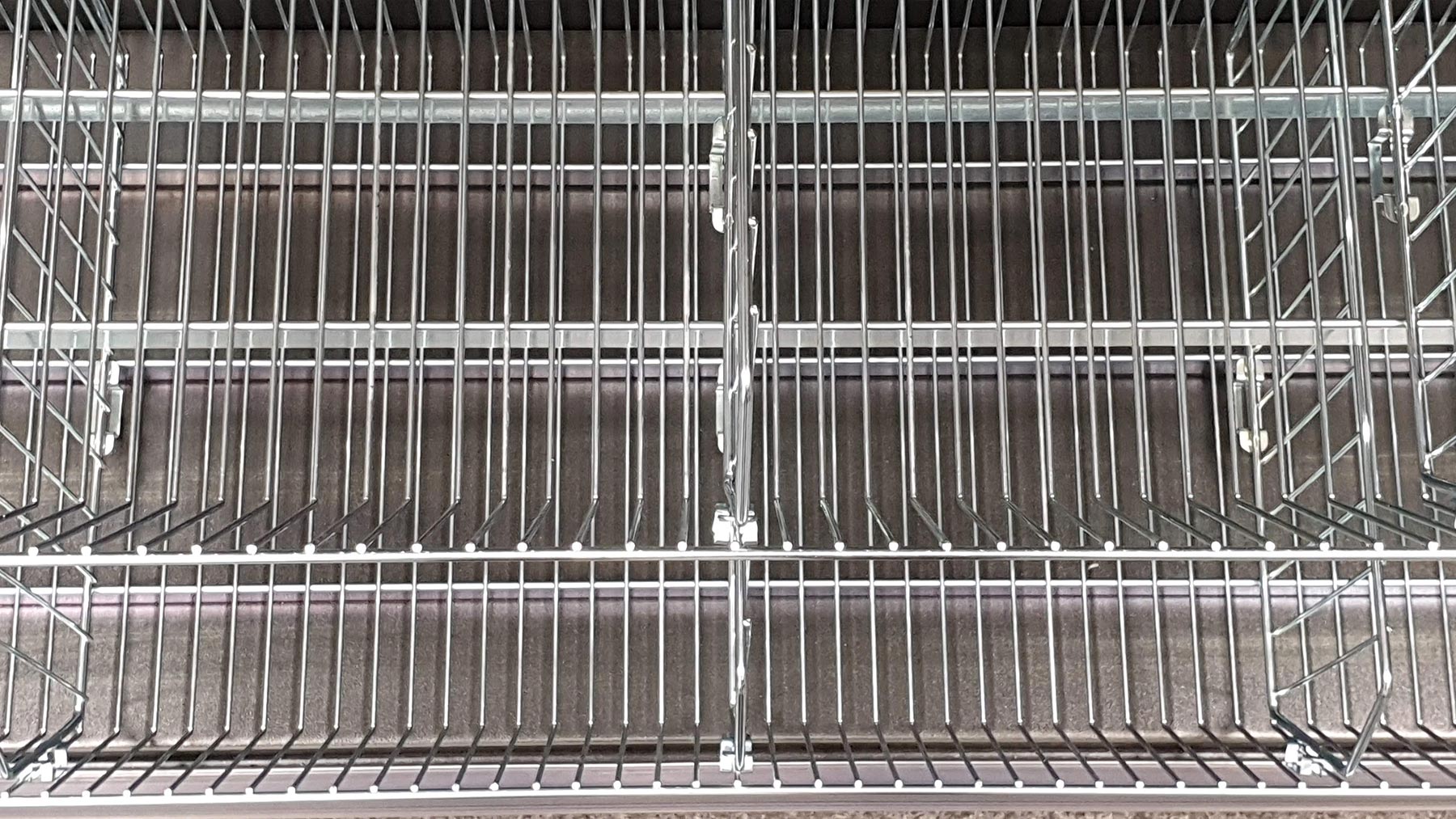 wire baskets for retail shelving