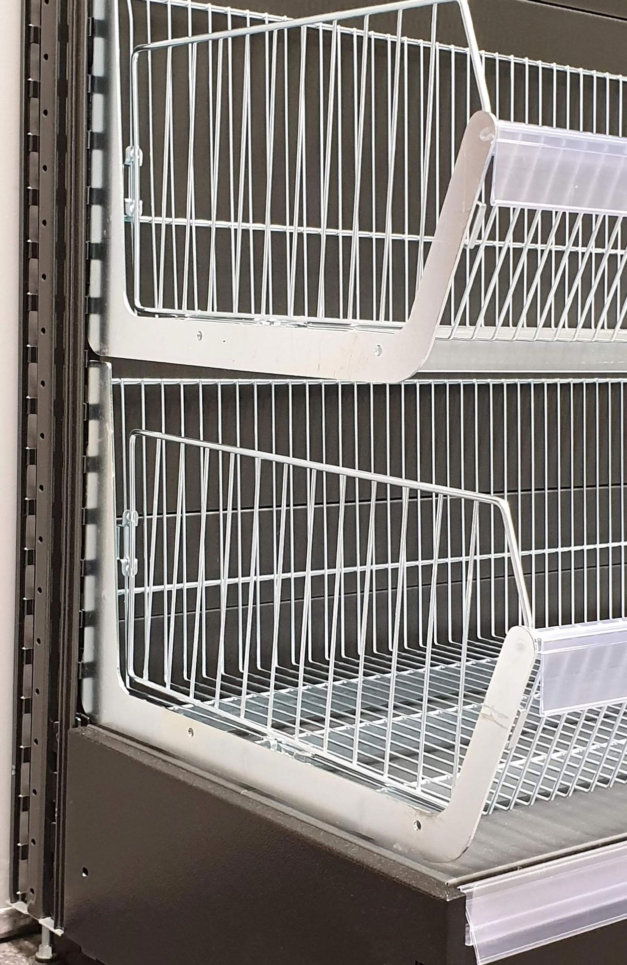 wire baskets for retail shops