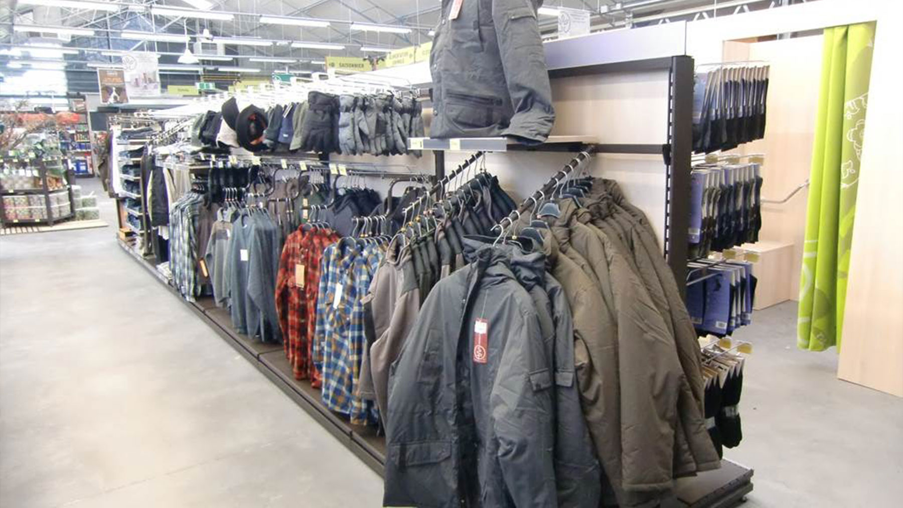 Retail Shelving for Fashion