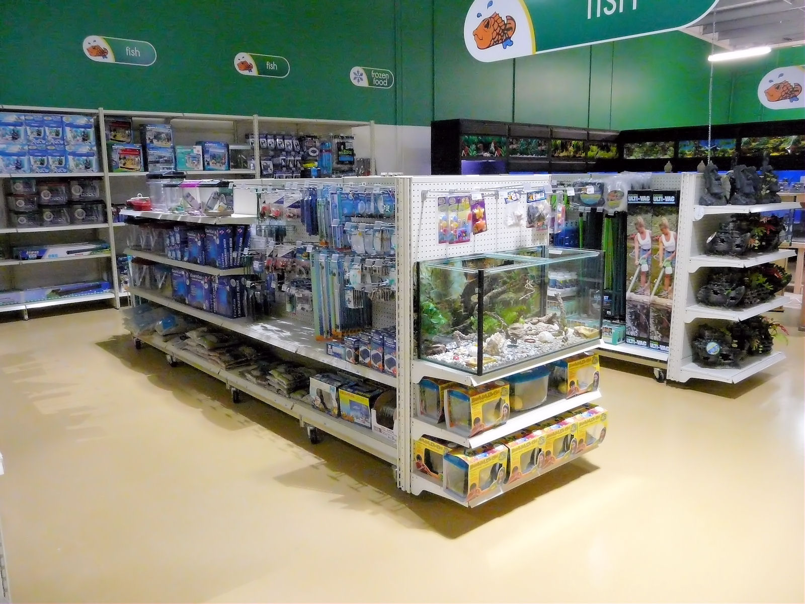 Pet shop fixtures